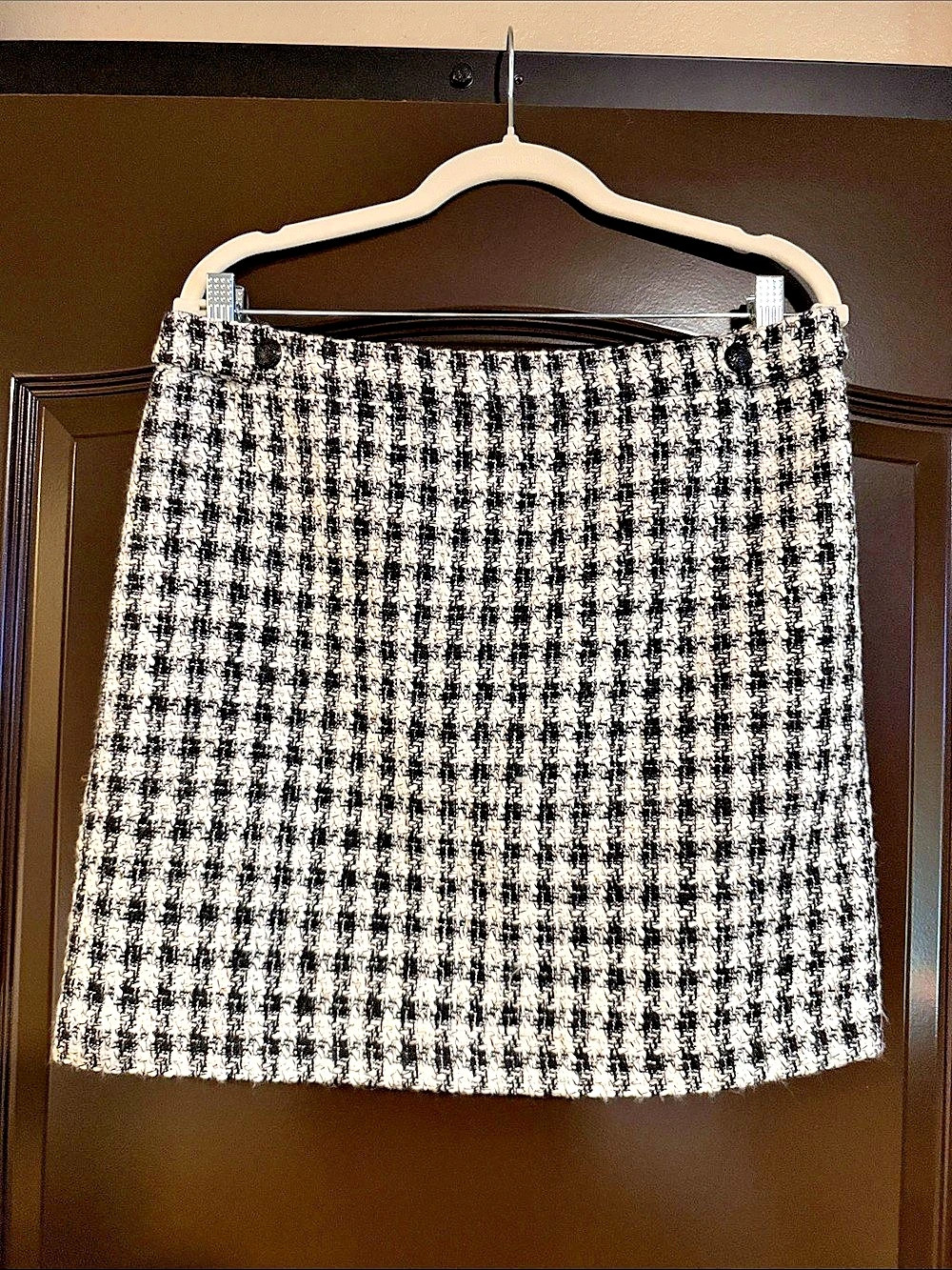 White House Black Market Houndstooth Mini Skirt in Black & White Size 10